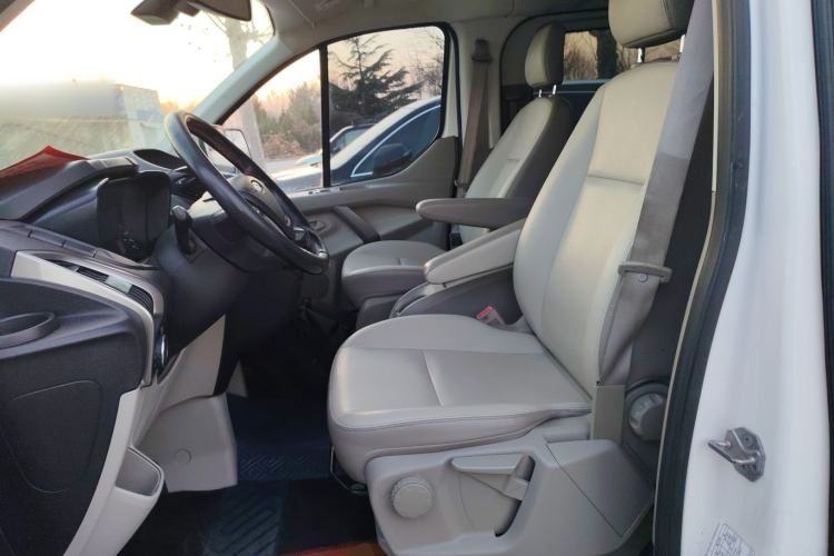 Used Ford Tourneo Custom 2017 2.0T Automatic Elite Edition Left Front Seat