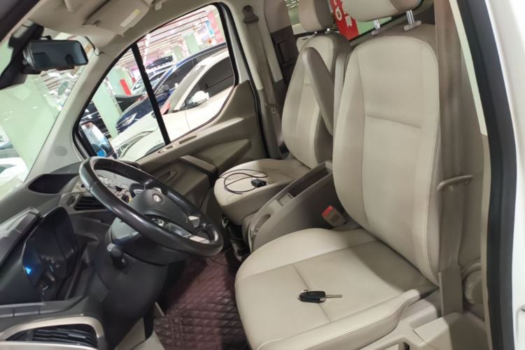 Used Ford Tourneo Custom 2017 2.0T Automatic Elite Edition Left Front Seat