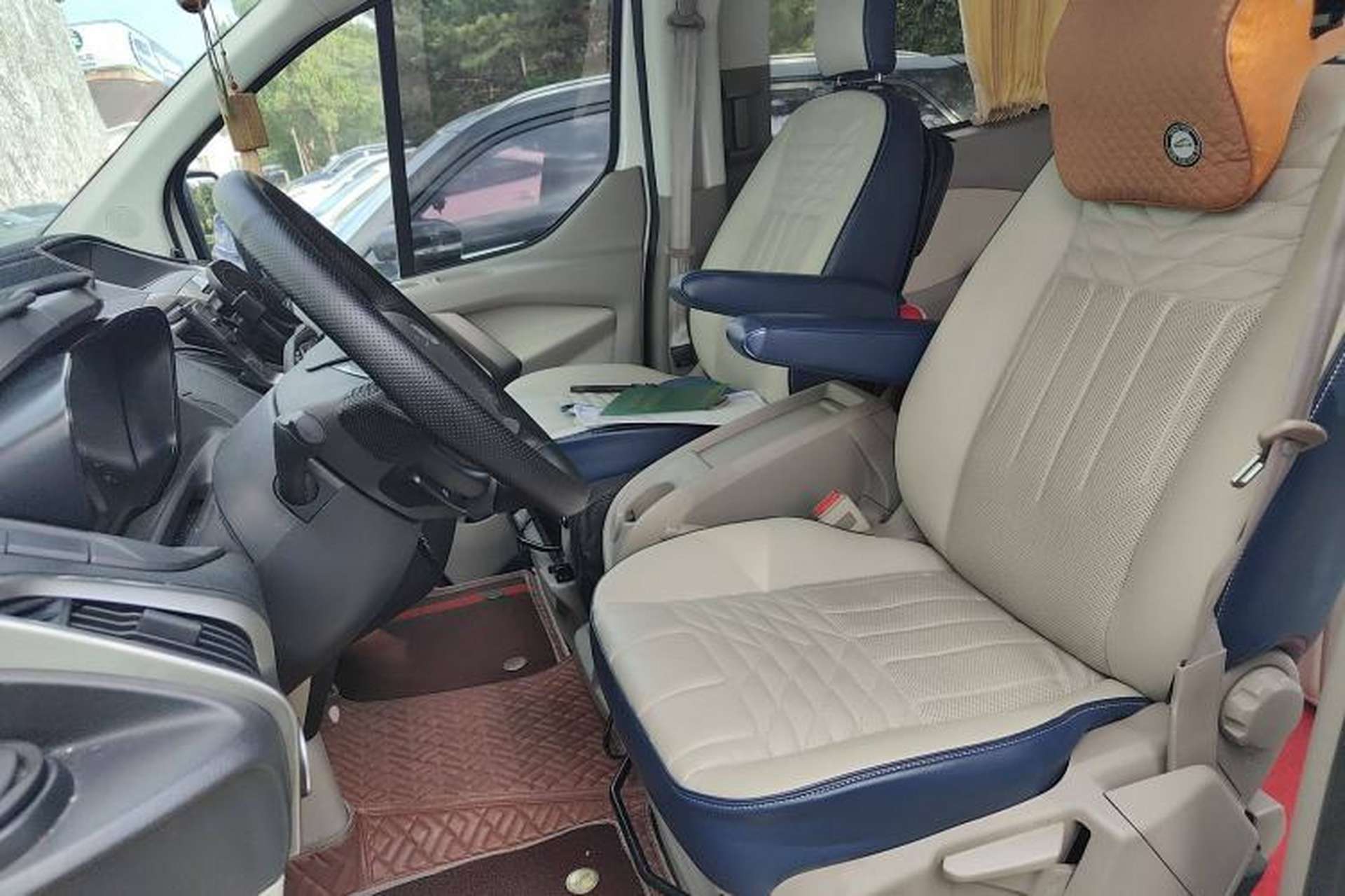 Used Ford Tourneo Custom 2017 2.0T Automatic Elite Edition Left Front Seat