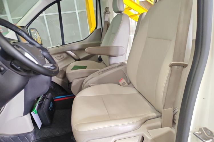 Used Ford Tourneo Custom 2017 2.0T Automatic Elite Edition Left Front Seat
