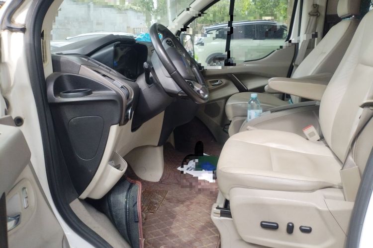 Used Ford Tourneo Custom 2017 2.0T Automatic Elite Version Left Front Seat