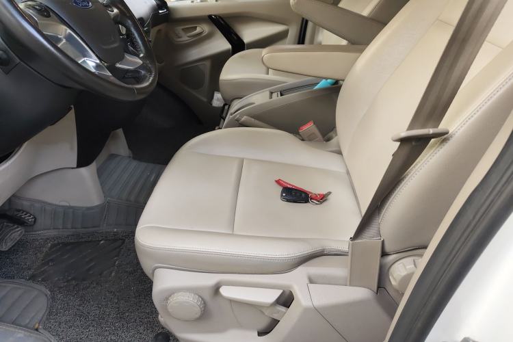 Used Ford Tourneo Custom 2017 2.0T Automatic Elite Edition Left Front Seat