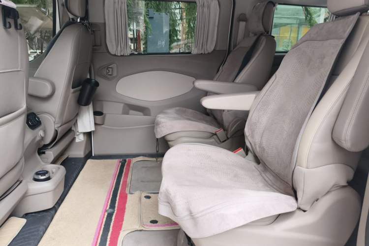 Used Ford Tourneo Custom 2017 2.0T Automatic Elite Edition Left Rear Seat