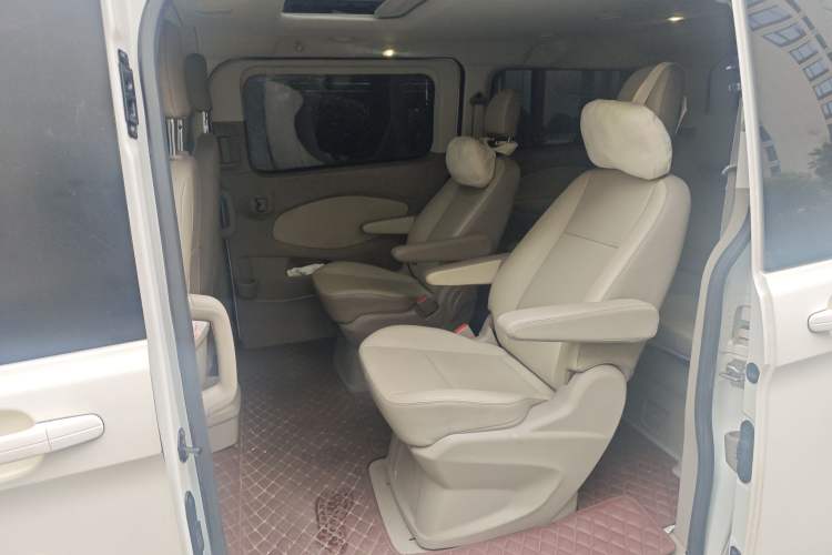 Used Ford Tourneo Custom 2017 2.0T Automatic Elite Edition Left Rear Seat