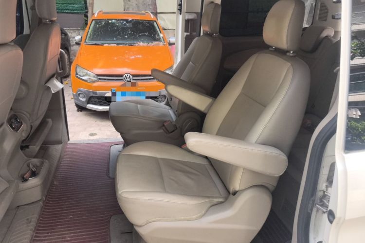 Used Ford Tourneo Custom 2017 2.0T Automatic Elite Version Left Rear Seat