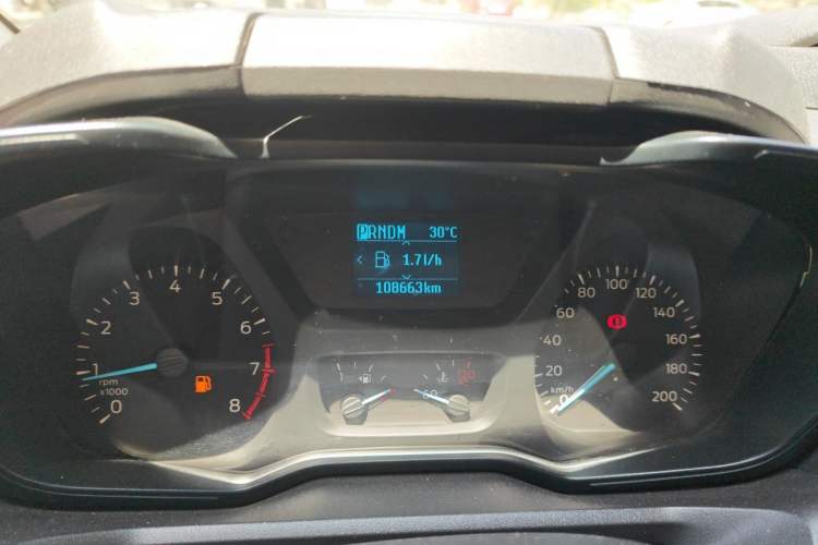 Used Ford Tourneo Custom 2017 2.0T Automatic Elite Edition Odometer Close Up