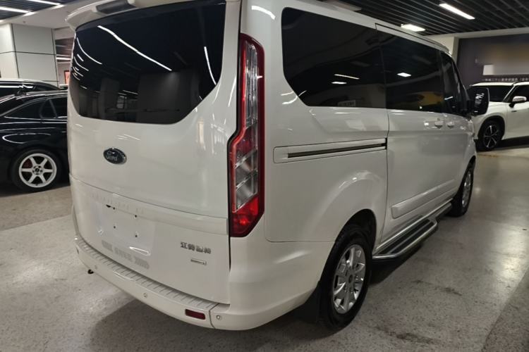 Used Ford Tourneo Custom 2017 2.0T Automatic Elite Edition Rear Right 45 Deg