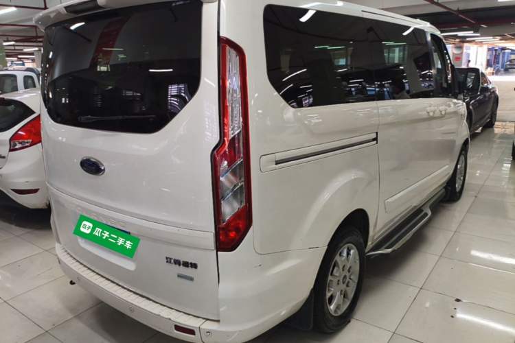 Used Ford Tourneo Custom 2017 2.0T Automatic Elite Edition Rear Right 45 Deg
