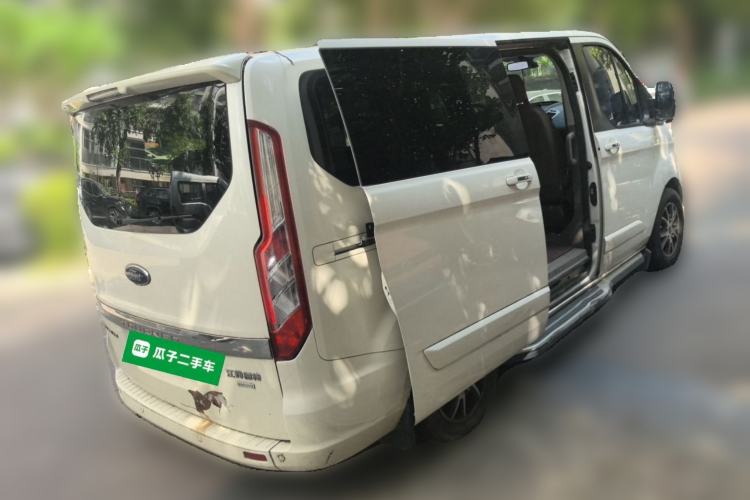Used Ford Tourneo Custom 2017 2.0T Automatic Elite Version Rear Right 45 Deg