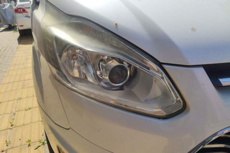 Used Ford Tourneo Custom 2017 2.0T Automatic Elite Edition Right Front Headlight