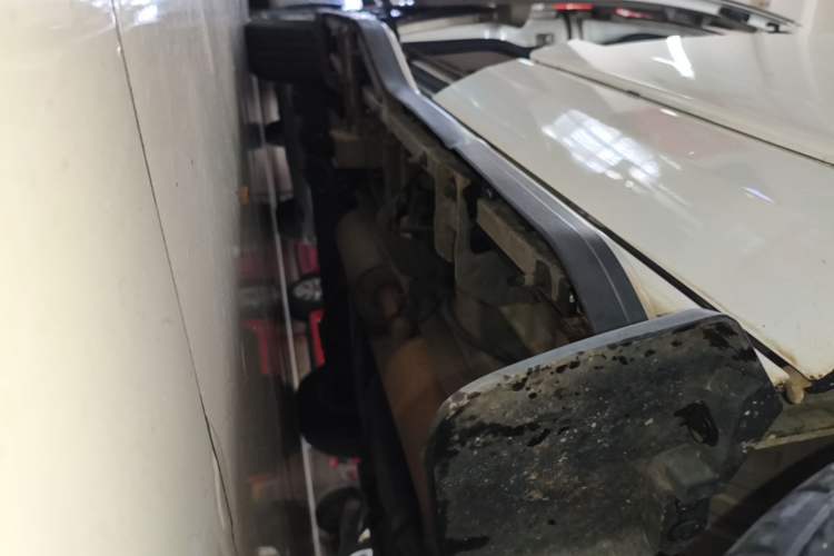 Used Ford Tourneo Custom 2017 2.0T Automatic Elite Edition Right Side Sill