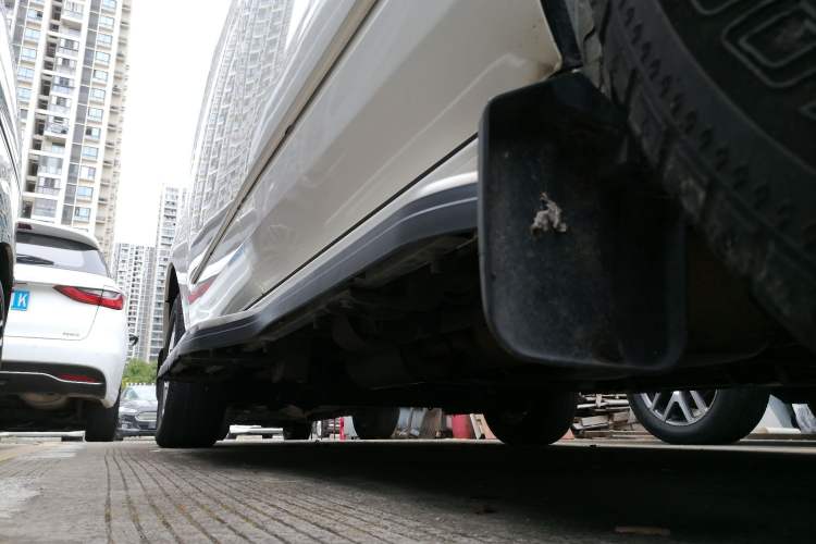 Used Ford Tourneo Custom 2017 2.0T Automatic Elite Edition Right Side Sill