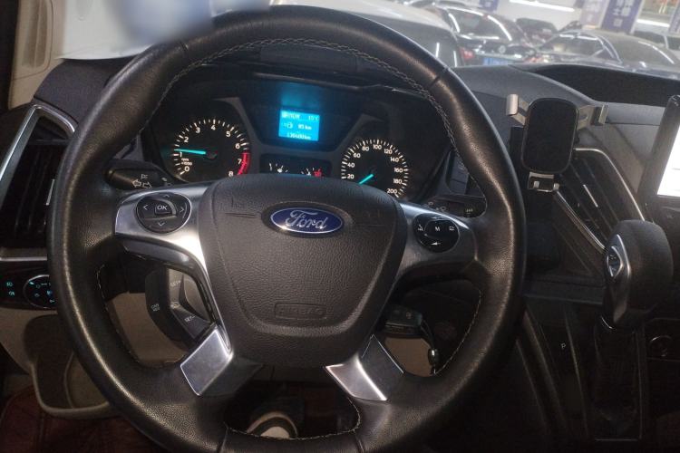 Used Ford Tourneo Custom 2017 2.0T Automatic Elite Version Steering Wheel