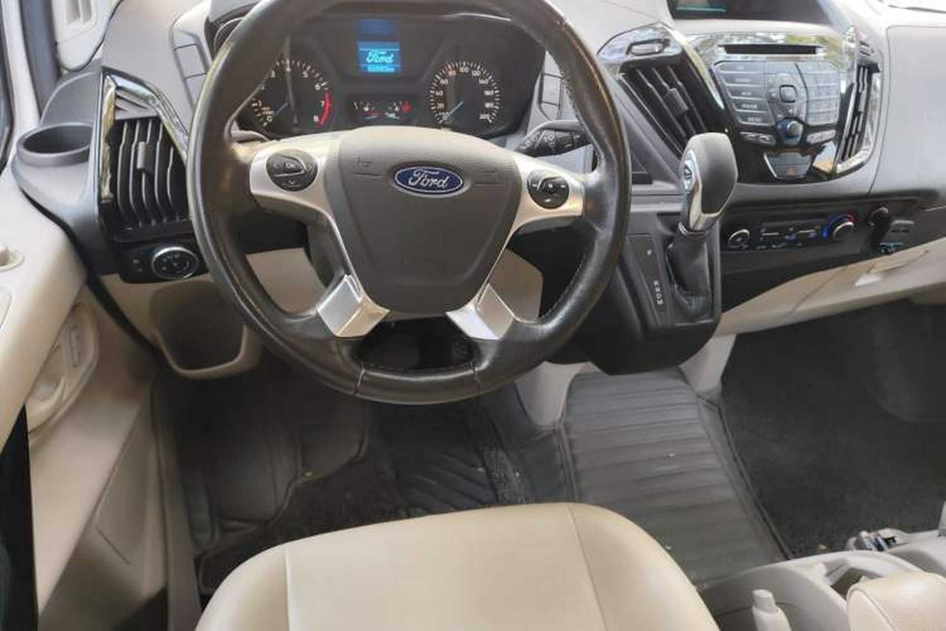 Used Ford Tourneo Custom 2017 2.0T Automatic Elite Edition Steering Wheel