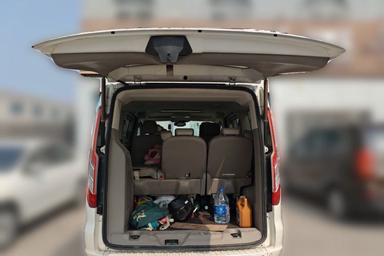 Used Ford Tourneo Custom 2017 2.0T Automatic Elite Edition Trunk