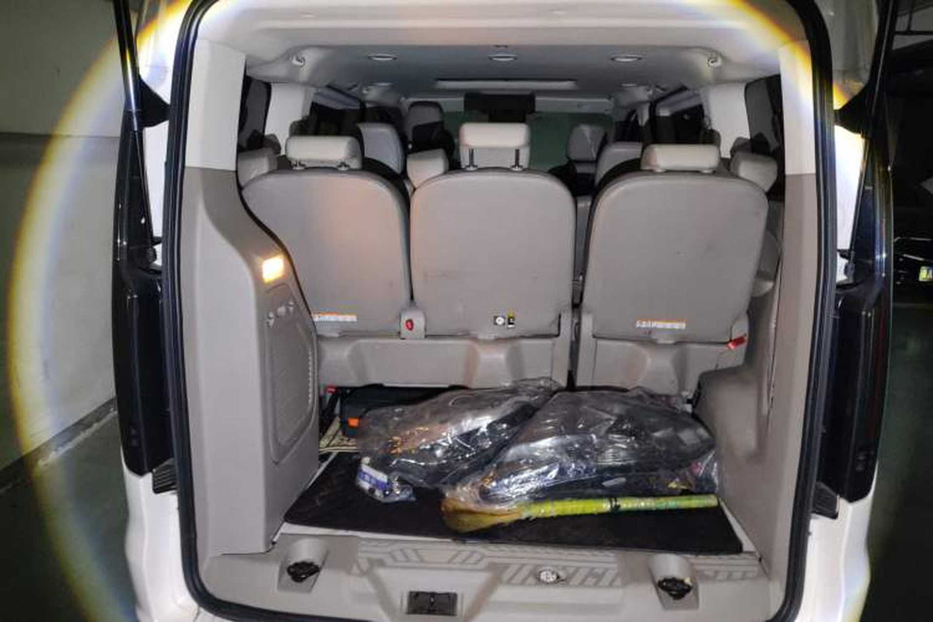 Used Ford Tourneo Custom 2017 2.0T Automatic Elite Edition Trunk