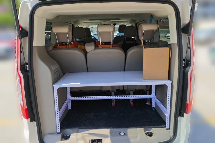 Used Ford Tourneo Custom 2017 2.0T Automatic Elite Edition Trunk