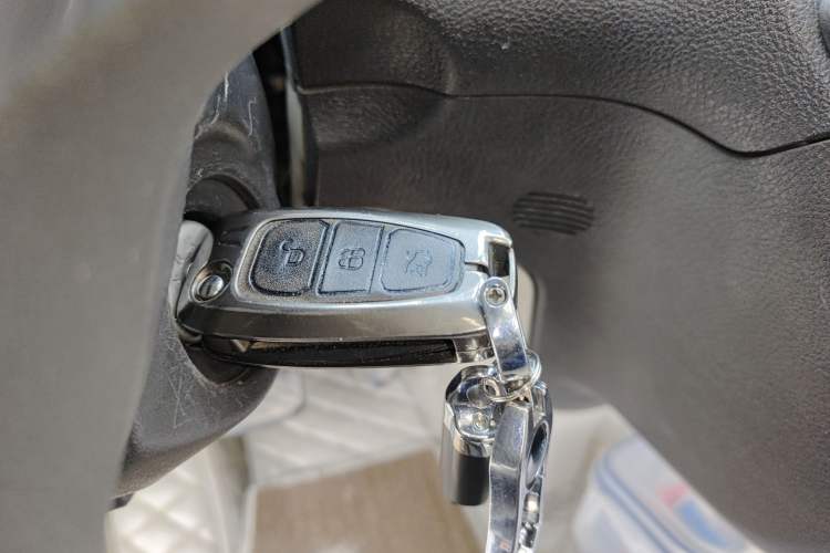 Used Ford Tourneo Custom 2017 2.0T Automatic Elite Edition Vehicle Key