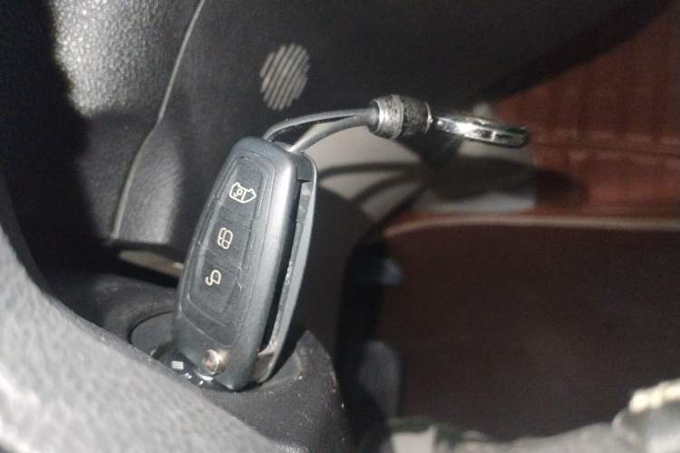 Used Ford Tourneo Custom 2017 2.0T Automatic Elite Version Vehicle Key