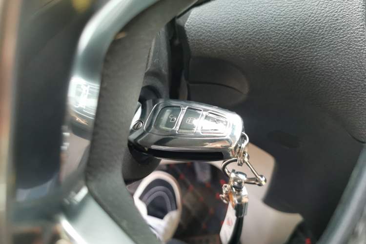 Used Ford Tourneo Custom 2017 2.0T Automatic Elite Edition Vehicle Key