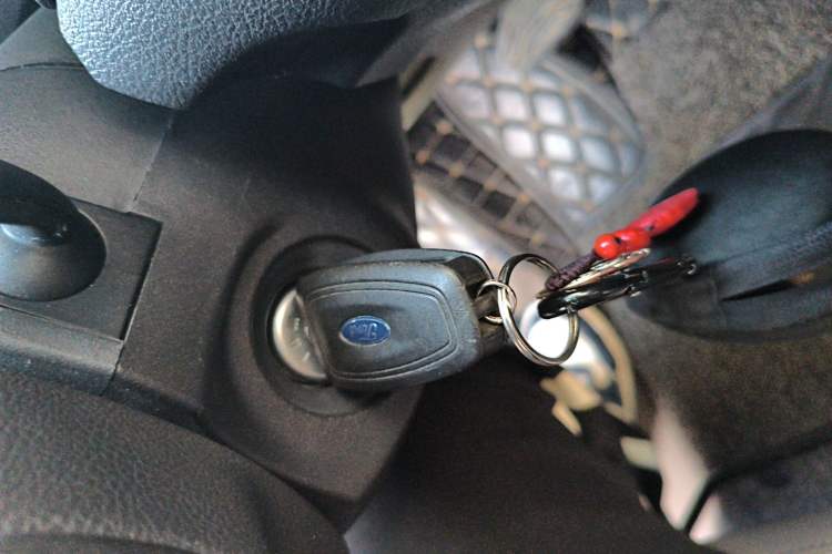 Used Ford Tourneo Custom 2017 2.0T Automatic Elite Edition Vehicle Key