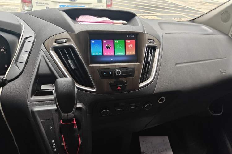 Used Ford Tourneo Custom 2020 2.0T Automatic Elite Edition China VI Standard Audio And AC Panel