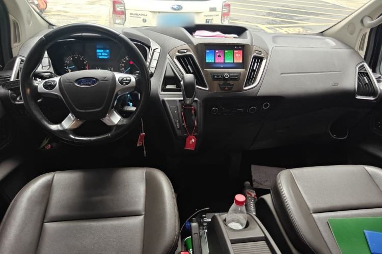 Used Ford Tourneo Custom 2020 2.0T Automatic Elite Edition China VI Standard Center Console