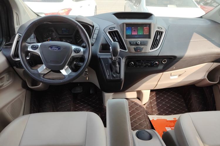 Used Ford Tourneo Custom 2020 2.0T Automatic Elite Edition China VI Standard Center Console