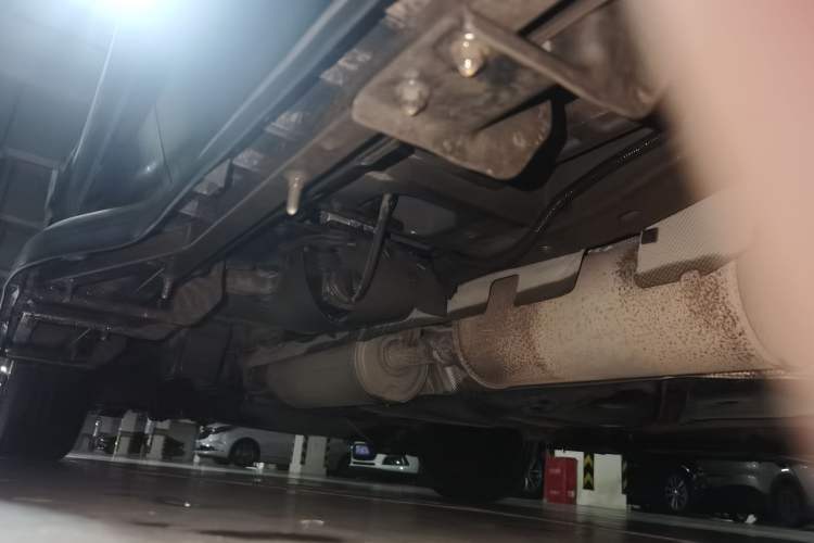 Used Ford Tourneo Custom 2020 2.0T Automatic Elite Edition China VI Standard Chassis Front Right