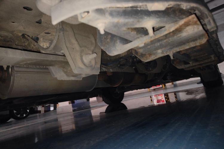 Used Ford Tourneo Custom 2020 2.0T Automatic Elite Edition China VI Standard Chassis Rear Right