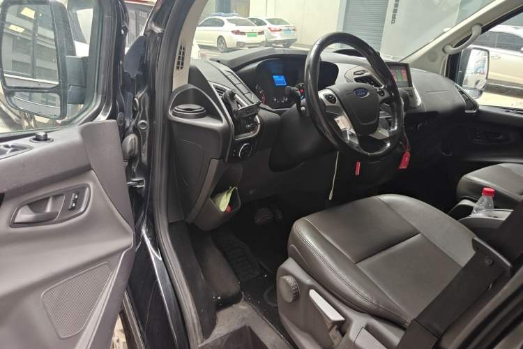 Used Ford Tourneo Custom 2020 2.0T Automatic Elite Edition China VI Standard Driver Seat
