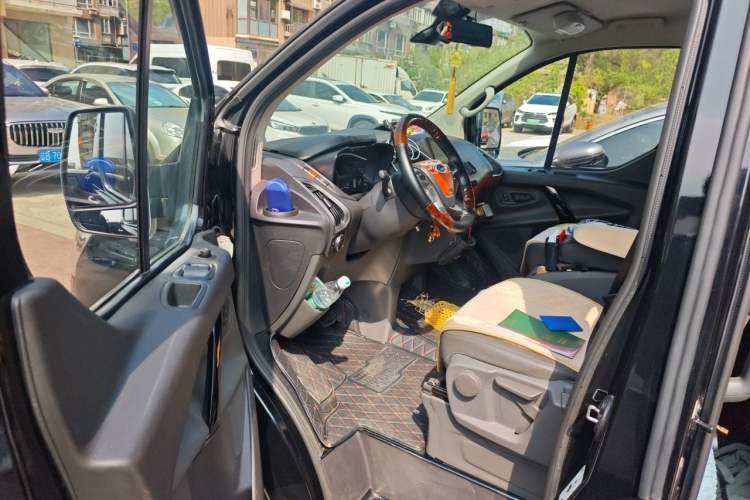 Used Ford Tourneo Custom 2020 2.0T Automatic Elite Edition China VI Standard Driver Seat