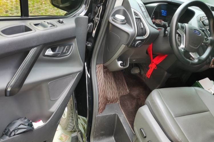 Used Ford Tourneo Custom 2020 2.0T Automatic Elite Version China VI Standard Driver Seat
