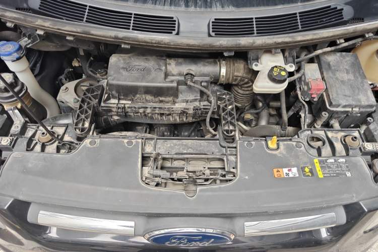 Used Ford Tourneo Custom 2020 2.0T Automatic Elite Edition China VI Standard Engine Bay