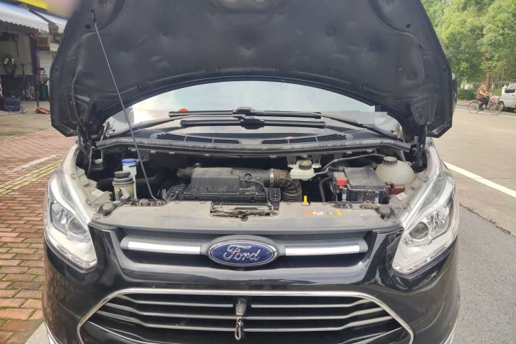 Used Ford Tourneo Custom 2020 2.0T Automatic Elite Edition China VI Standard Engine Bay