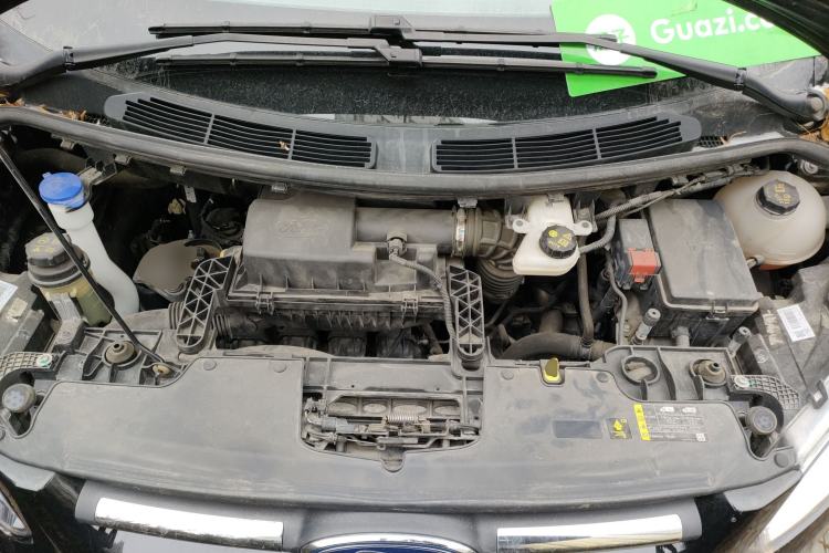 Used Ford Tourneo Custom 2020 2.0T Automatic Elite Version China VI Standard Engine Bay