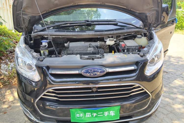 Used Ford Tourneo Custom 2020 2.0T Automatic Elite Edition China VI Standard Engine Bay