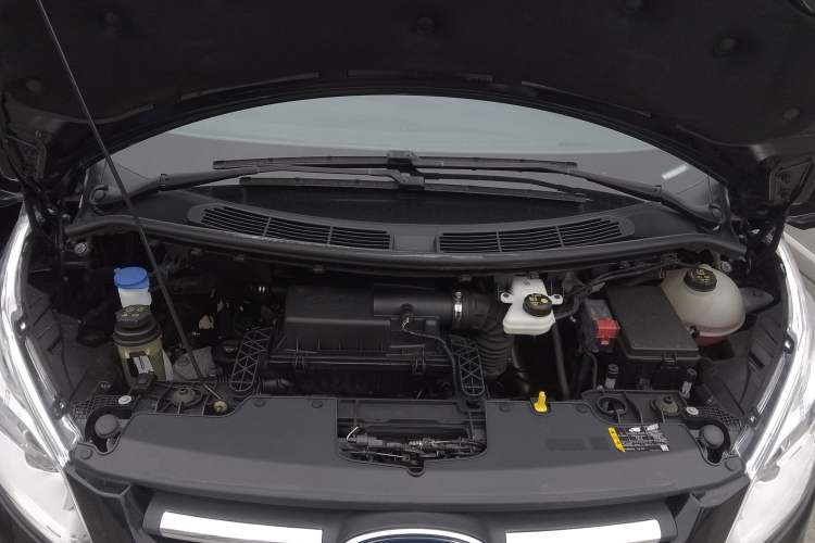 Used Ford Tourneo Custom 2020 2.0T Automatic Elite Edition China VI Standard Engine Bay