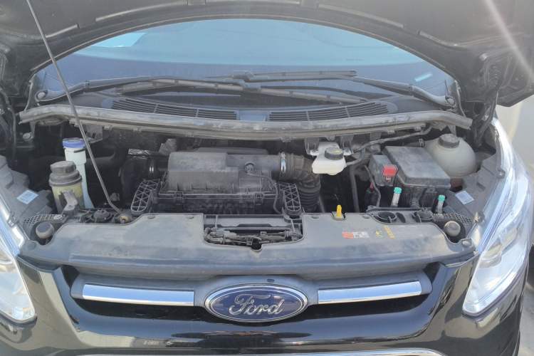 Used Ford Tourneo Custom 2020 2.0T Automatic Elite Edition China VI Standard Engine Bay