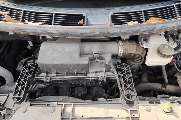 Used Ford Tourneo Custom 2020 2.0T Automatic Elite Edition China VI Standard Engine Bay