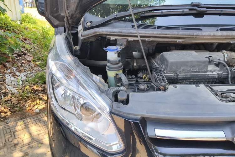 Used Ford Tourneo Custom 2020 2.0T Automatic Elite Edition China VI Standard Engine Bay Right