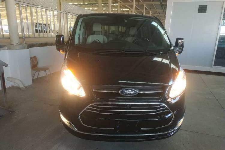 Used Ford Tourneo Custom 2020 2.0T Automatic Elite Edition China VI Standard Exterior 1