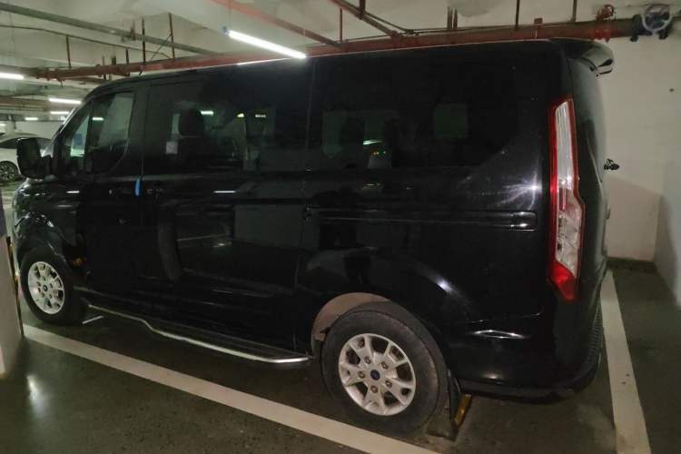 Used Ford Tourneo Custom 2020 2.0T Automatic Elite Edition China VI Standard Exterior 2