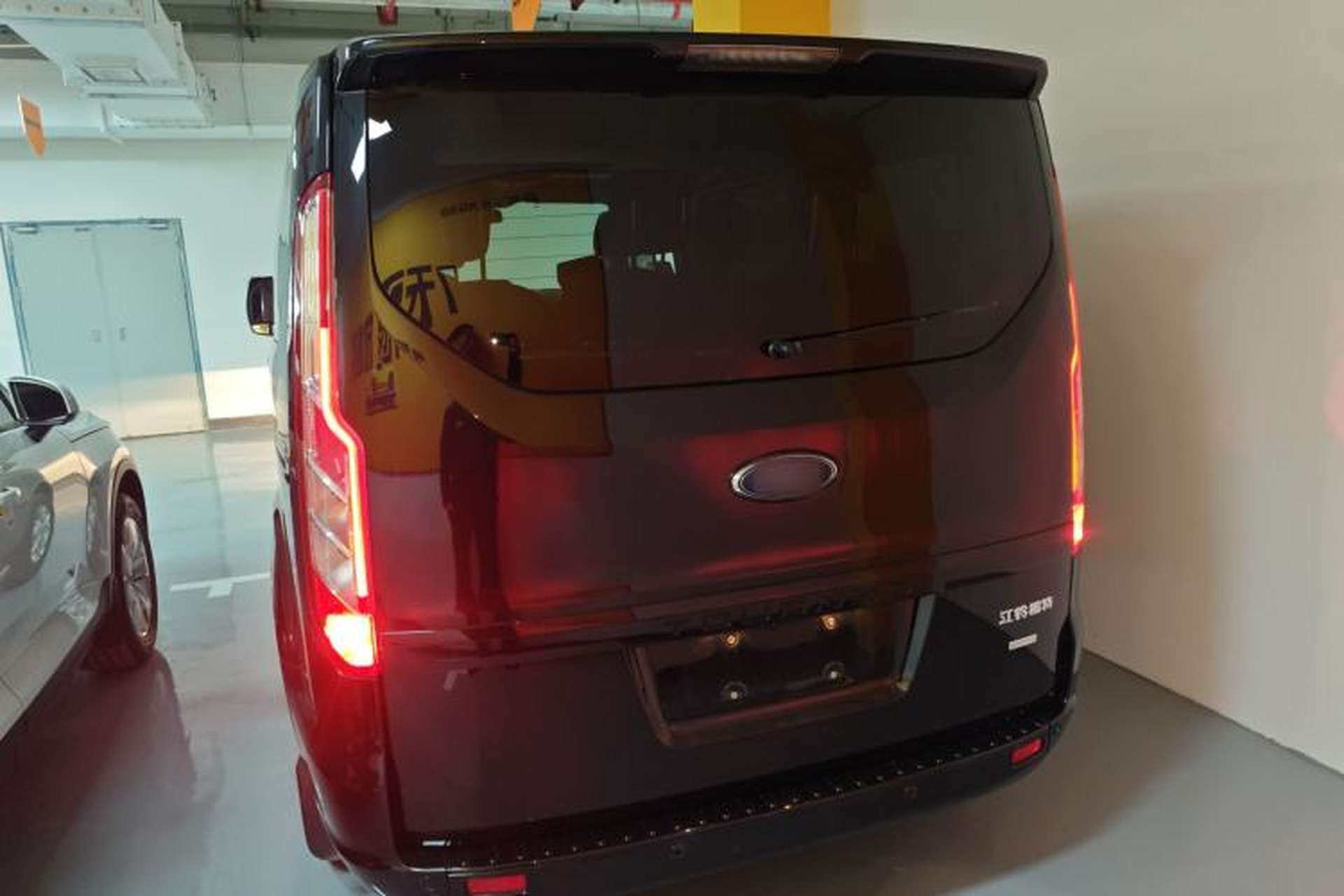 Used Ford Tourneo Custom 2020 Revised Version 2.0T Manual Elite Edition Exterior 4