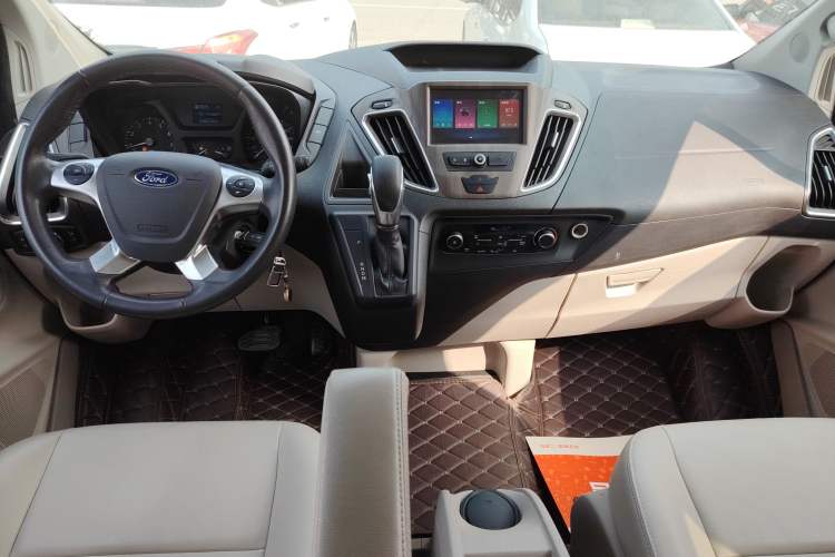 Used Ford Tourneo Custom 2020 2.0T Automatic Elite Edition China VI Standard Gear Lever