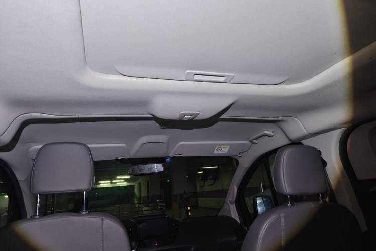 Used Ford Tourneo Custom 2020 Revised Version 2.0T Automatic Elite Edition Headliner
