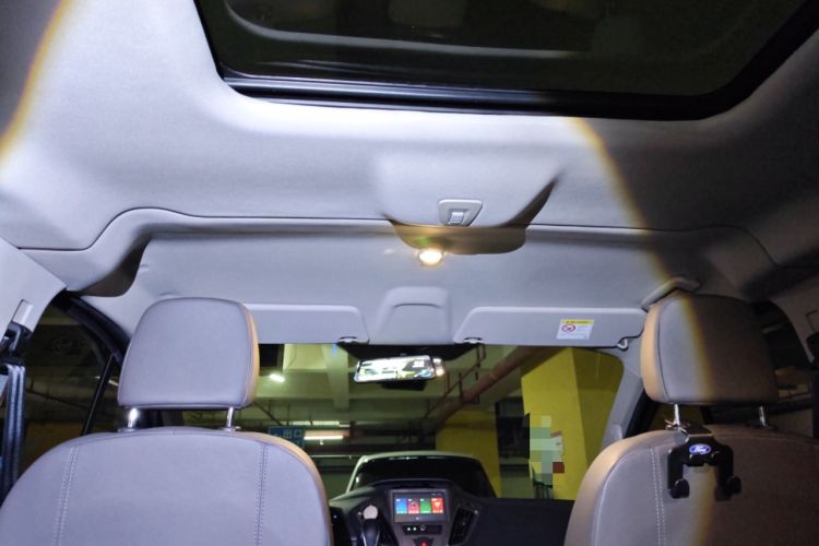 Used Ford Tourneo Custom 2020 2.0T Automatic Elite Edition China VI Standard Headliner