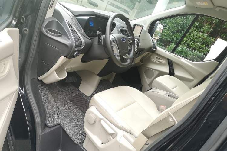 Used Ford Tourneo Custom 2020 2.0T Automatic Elite Edition China VI Standard Interior 1