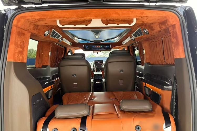 Used Ford Tourneo Custom 2022 2.0T Top-of-the-Line Version Interior 2