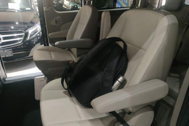 Used Ford Tourneo Custom 2020 2.0T Automatic Elite Edition China VI Standard Interior 4